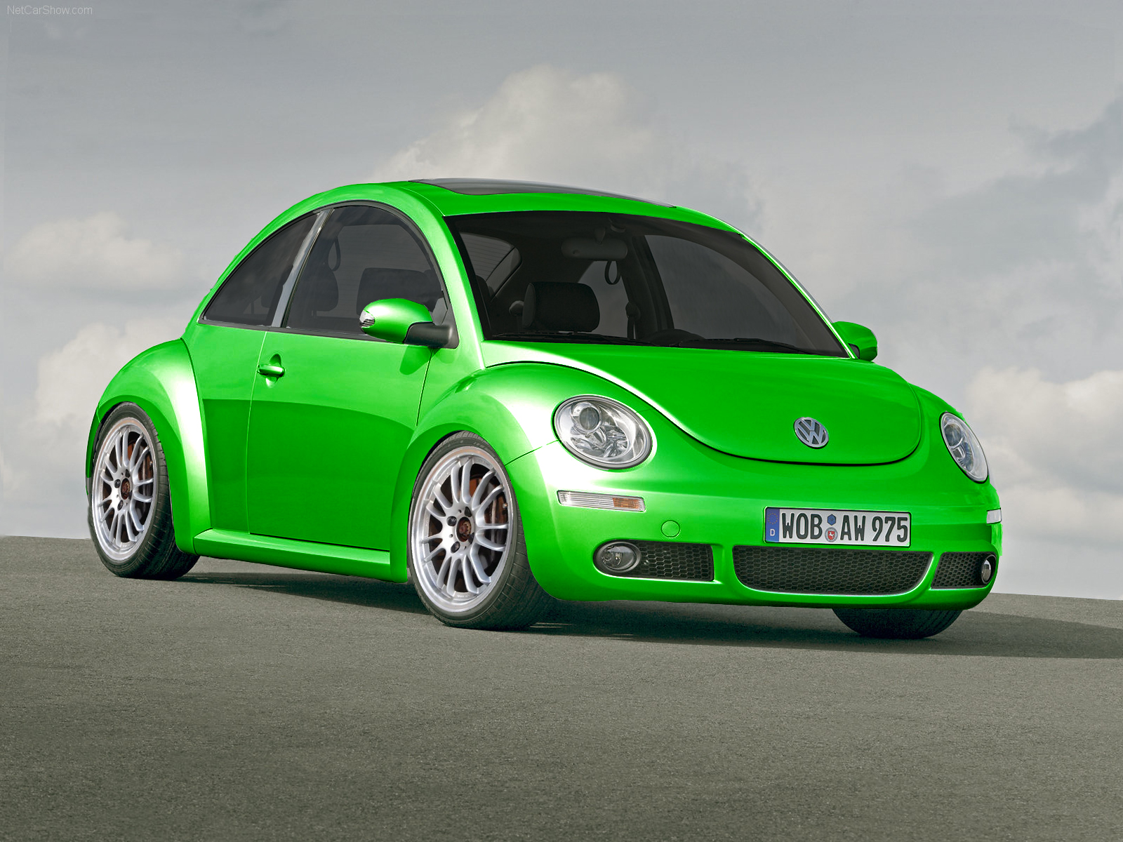 Volkswagen-New_Beetle_Grojzde